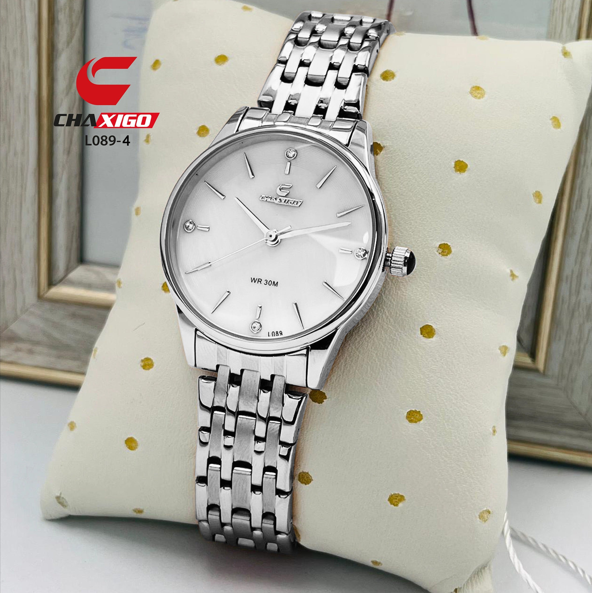 Gray helmet for bikers